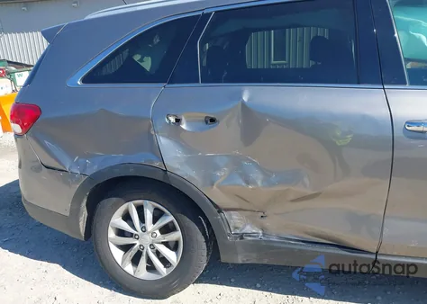 2017 Kia Sorento 2.4L Lx from USA, damaged, VIN 5XYPGDA36HG246812